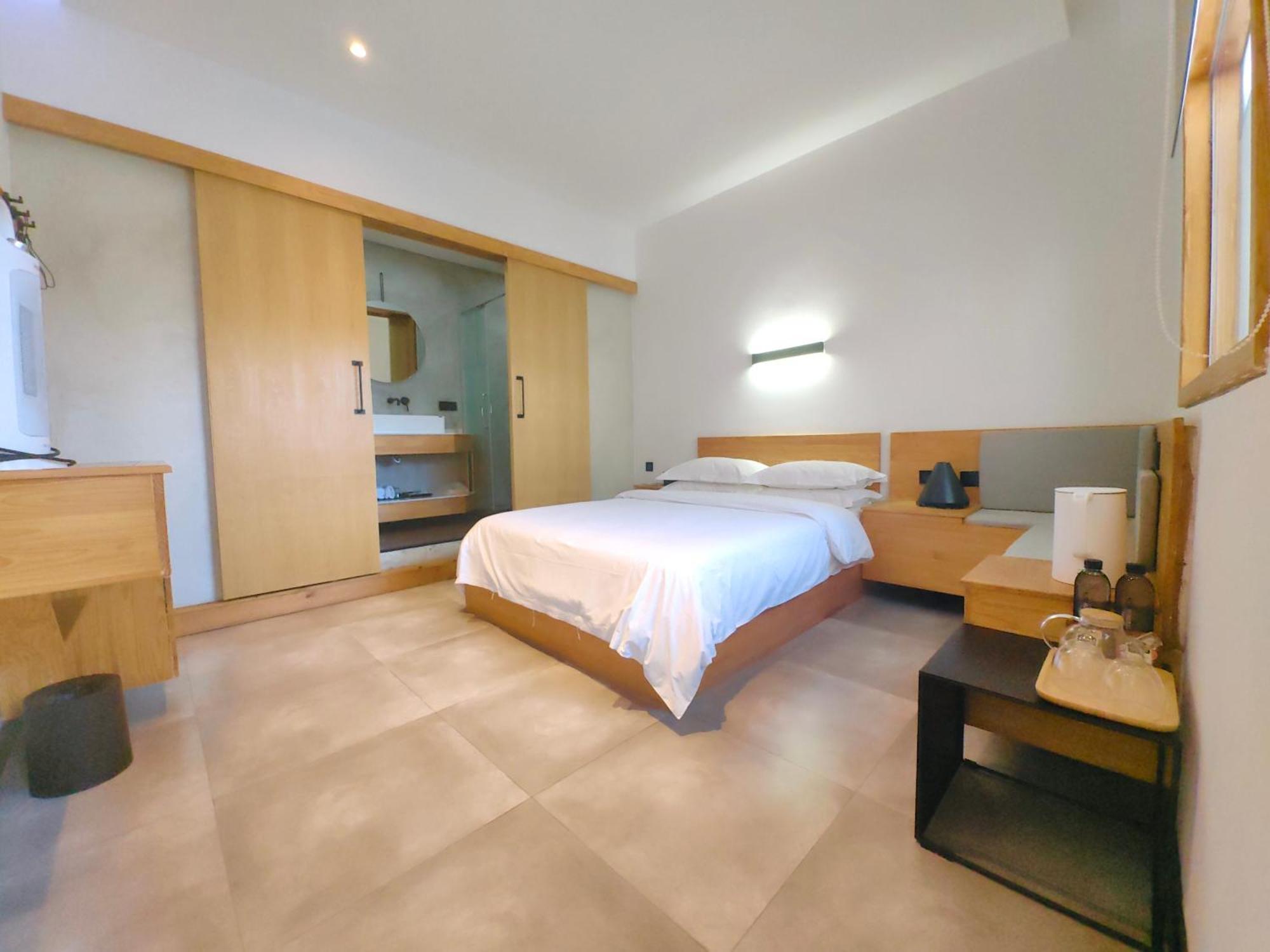 Dali Loft Travelling With Hostel Extérieur photo