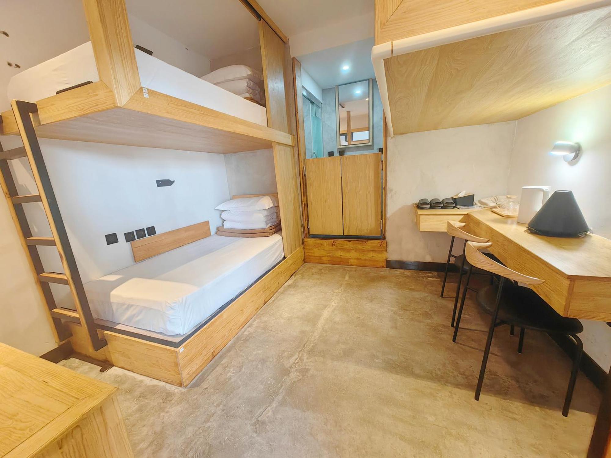 Dali Loft Travelling With Hostel Extérieur photo
