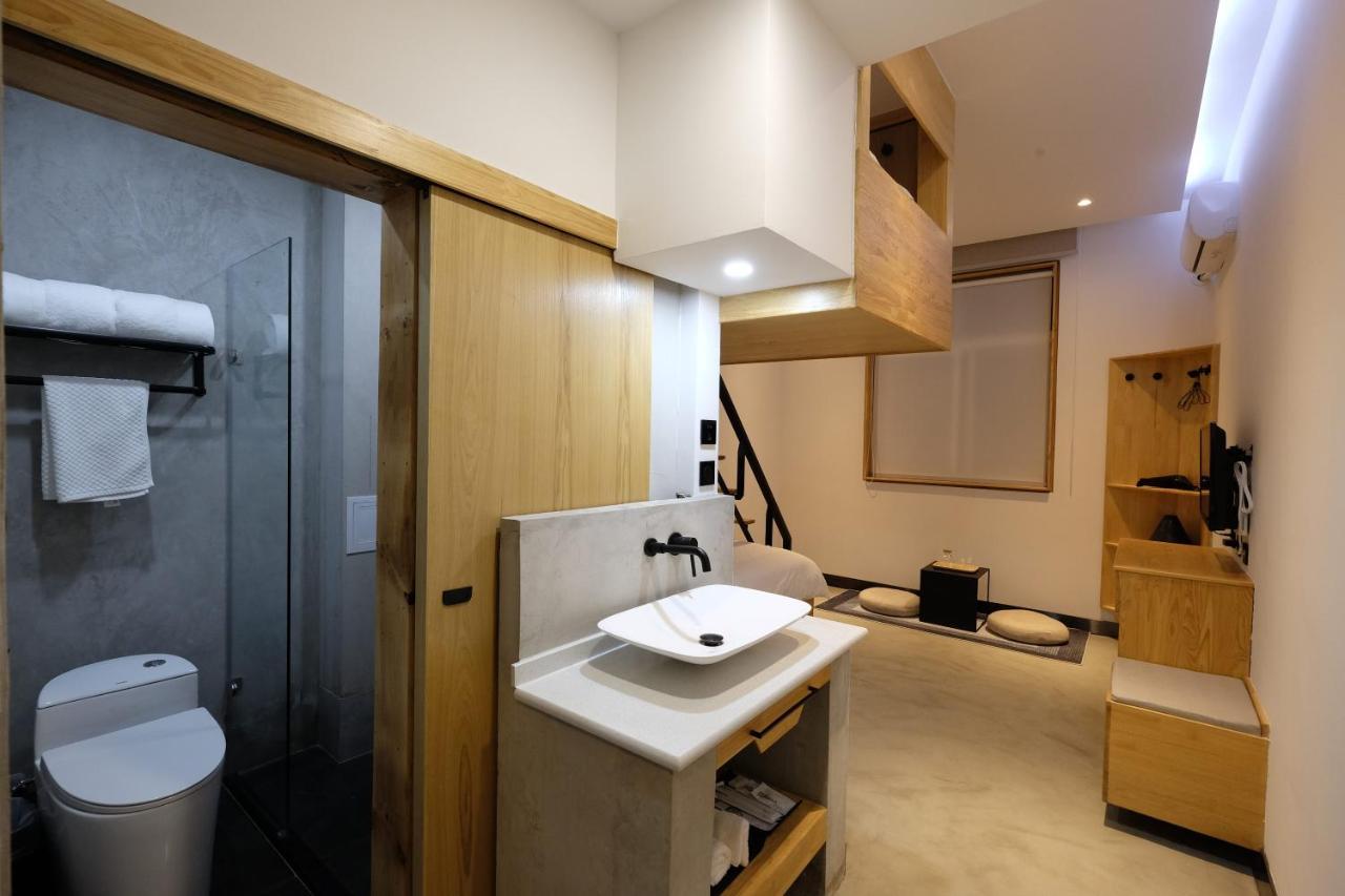 Dali Loft Travelling With Hostel Extérieur photo