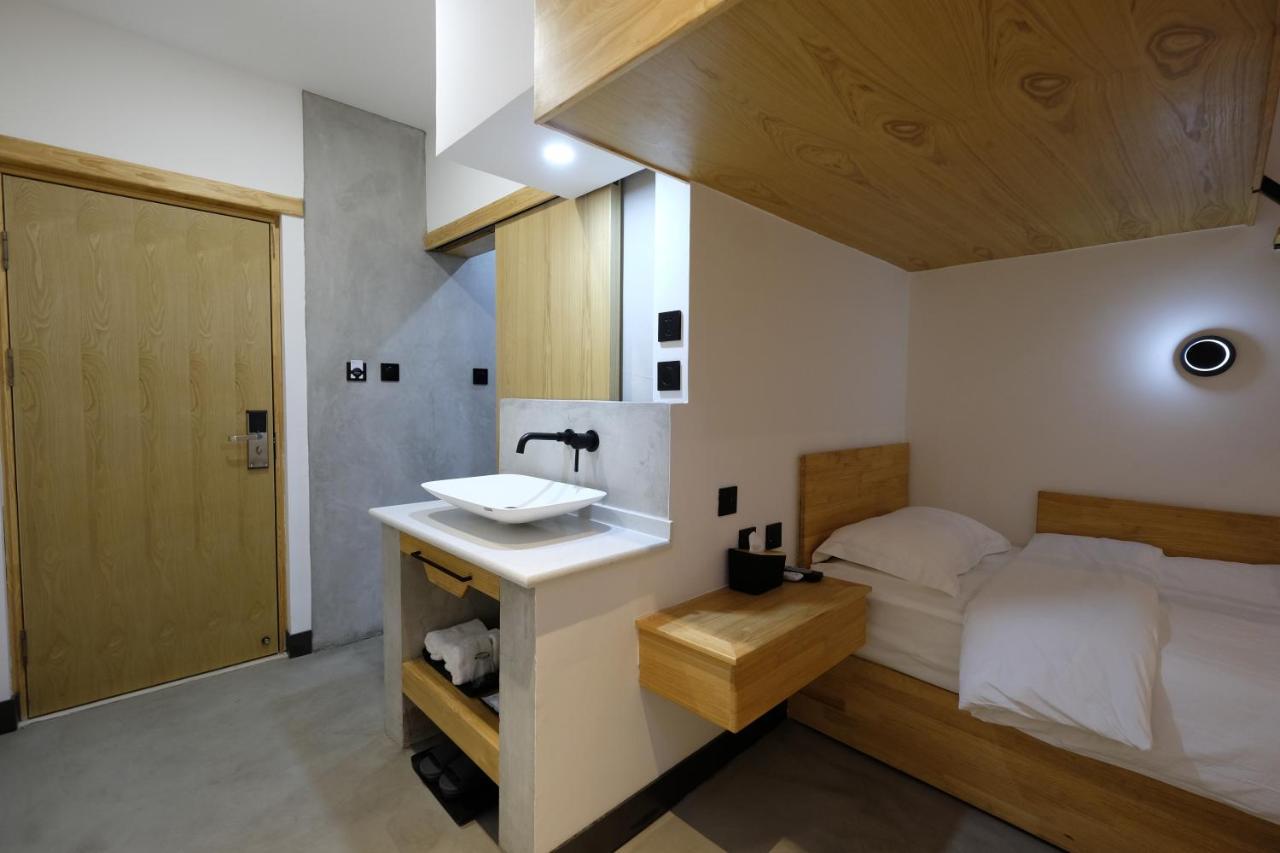 Dali Loft Travelling With Hostel Extérieur photo